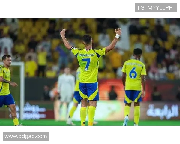 夏季退役的足球明星们回顾辉煌岁月与未来展望